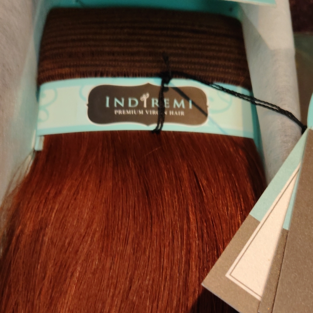 Fine Silky Color 33 Length 12" Weft